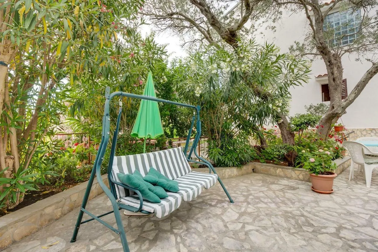 דירה וולי לוסיניי Room Milka קרואטיה